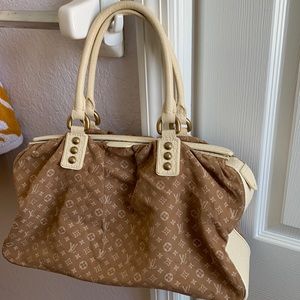 Authentic Louis Vuitton Canvas Trapeze GM